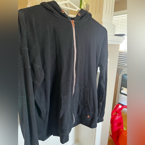 Sweater - Picture 2 of 4